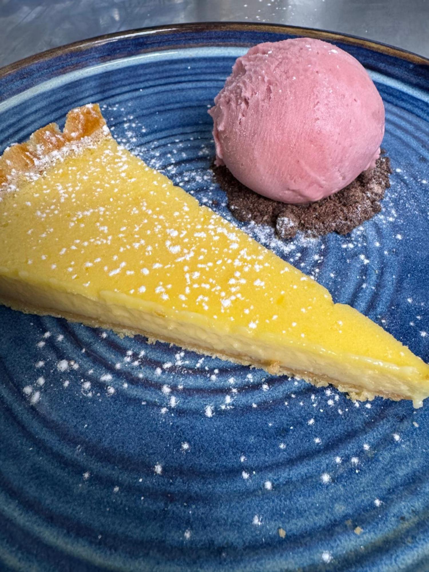 The Steam Packet 3* Totnes